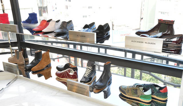 バーニーズ　ニューヨーク新宿店7階　