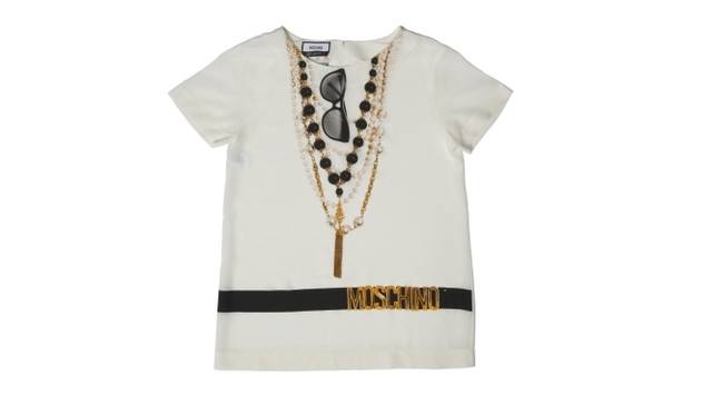 <strong>MOSCHINO｜30周年記念の限定コレクションを発表</strong>　Tシャツ　5万5000円