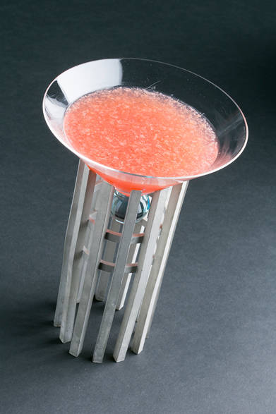 甘味と酸味を融合させたオリジナルカクテル「“ザ・ペニンシュラ・イン・ピンク”カクテル」　2000円　※売り上げごとに500円が「キープ・ア・ブレスト・ジャパン」や日本乳癌検診学会に寄付される