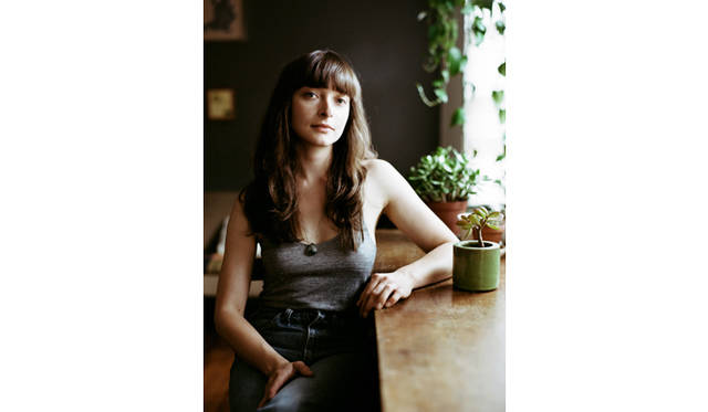 フラワーアーティストのライリー・メッシーナ