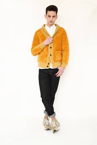 「GIZA45 OXFORD B.D SHIRTS」1万9950円、「BOA SHAWL KNIT GOWN」2万2575円、「DARK INDIGO NEP DENIM（ONE WASH）」1万9950円