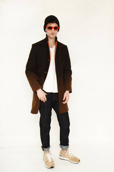「DAWN CHESTER COAT」6万1950円、「DARK INDIGO NEP DENIM（ONE WASH）」1万9950円