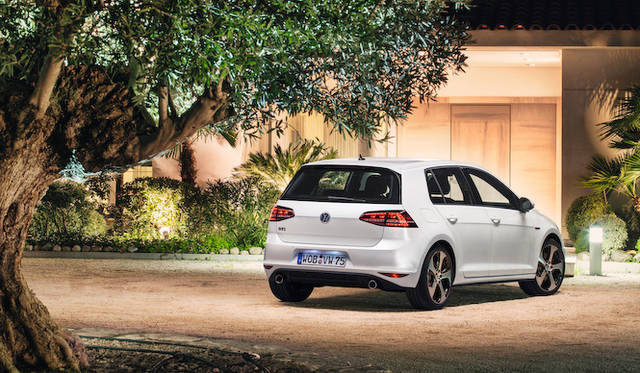 写真は海外仕様