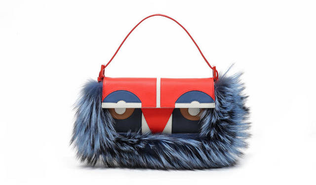 <strong>FENDI｜フェンディ</strong>　世界に先駆け伊勢丹新宿店で先行発売！　ホリデイコレクション「バッグ バグズ」<br /><br />バッグ 30万2400円