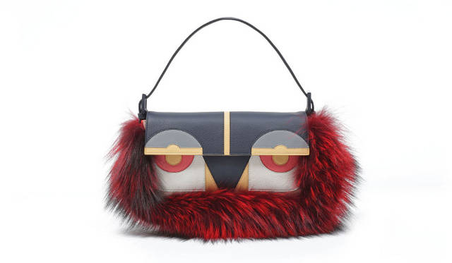 <strong>FENDI｜フェンディ</strong>　世界に先駆け伊勢丹新宿店で先行発売！　ホリデイコレクション「バッグ バグズ」<br /><br />バッグ 30万2400円
