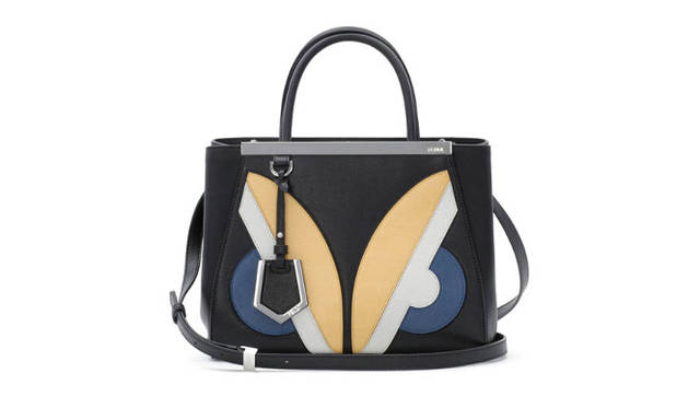 <strong>FENDI｜フェンディ</strong>　世界に先駆け伊勢丹新宿店で先行発売！　ホリデイコレクション「バッグ バグズ」<br /><br />バッグ 23万5200円