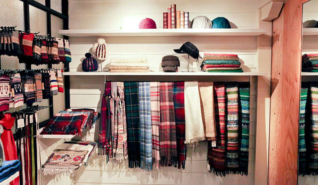 <strong>coen｜コーエン</strong>　「coen General Store Shinjuku PePe（コーエン ジェネラルストア 新宿ペペ店）」　