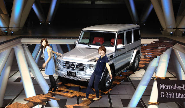 実は床面に描かれたトリックアート上に設置されたもの