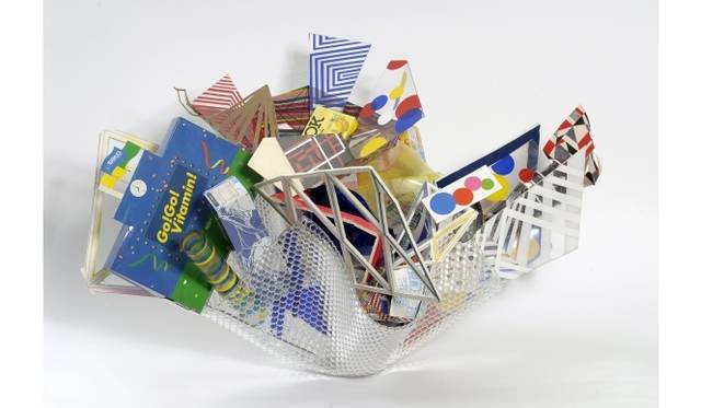 <strong>ART｜『六本木クロッシング2013展：アウト・オブ・ダウト－来たるべき風景のために』</strong>　高坂正人《Return to Forever (Productopia)》 2009年ダンボール、木、プラスチック、MDF、アクリル、塗料、紙、ジュースの缶、テープ、不要になった製品包装 サイズ可変 展示風景：「キュビスムとオーストラリア美術」ハイド近代美術館、メルボルン Photo: John Brash