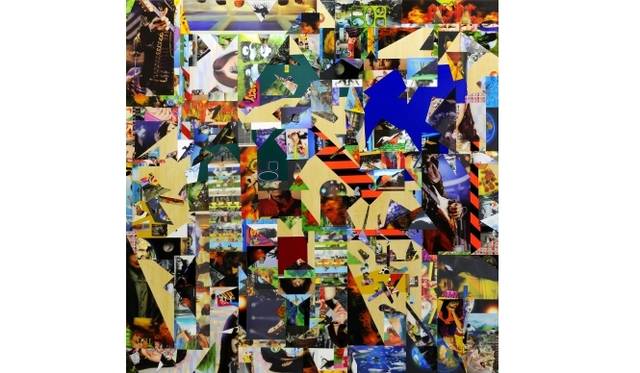 <strong>ART｜『六本木クロッシング2013展：アウト・オブ・ダウト－来たるべき風景のために』</strong>　金氏徹平《Ghost in the Liquid Room (lenticular) #1》 2012年 レンチキュラー、反射シート、木180×180 cm Courtesy: ShugoArts, Tokyo