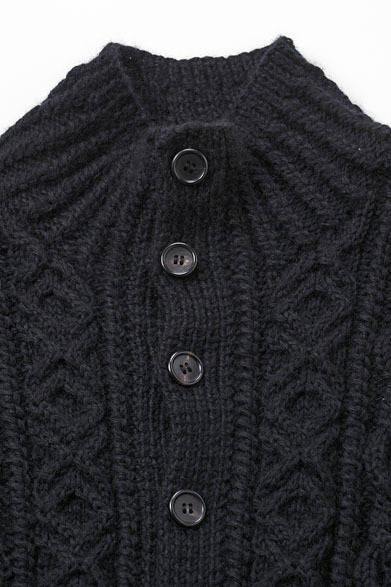 <strong>MARGARET HOWELL｜マーガレット・ハウエル</strong>　 MEN’S COLLECTION AUTUMN WINTER 2013　ニット7万350円（マーガレット・ハウエル）