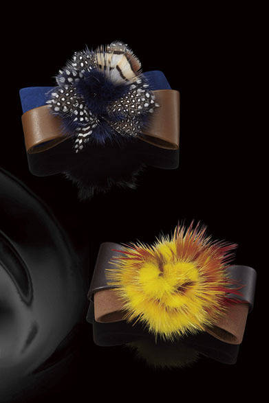 <strong>acca｜アッカ</strong>　2013年秋冬コレクション「ファーコレクション」　バレッタ 各2万9925円