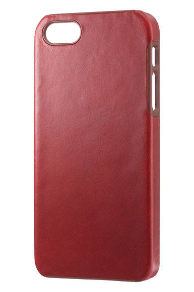 <strong>SoftBank SELECTION｜ソフトバンクセレクション</strong>　高級感のあるレザー張りハードケース「iPhone 5sレザーカバードケース」。オープン価格／SoftBank SELECTION オンラインショップ販売価格2880円