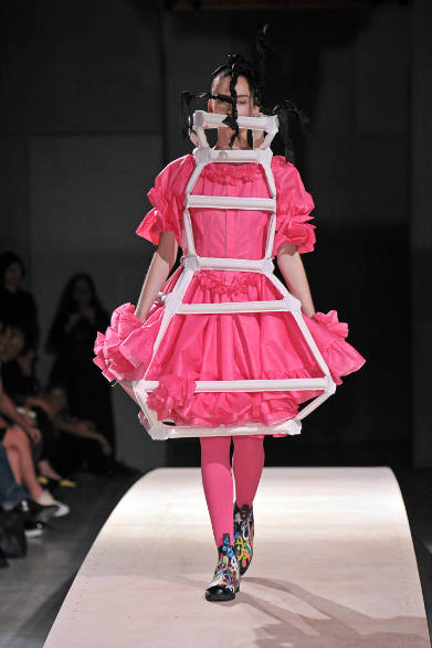 <strong>COMME des GARÇONS｜コム デ ギャルソン</strong>　2014年春夏コレクション