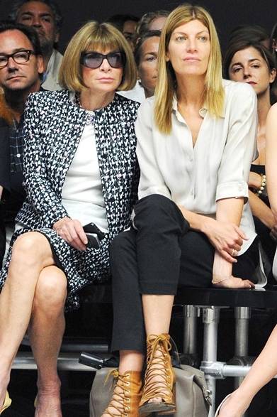 <strong>2014年春夏コレクション会場スナップ</strong>　