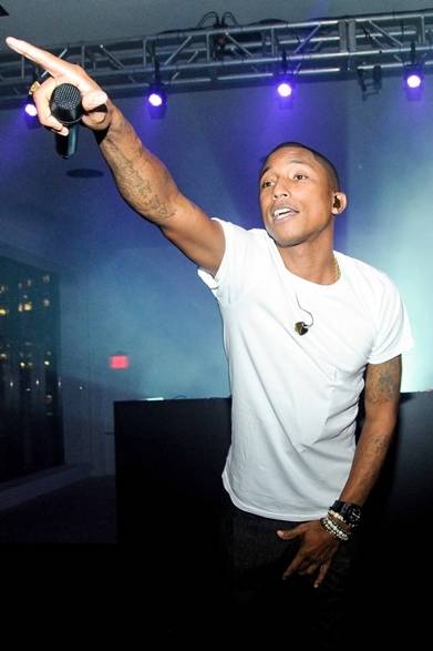 <strong>2014年春夏コレクション会場スナップ</strong>　