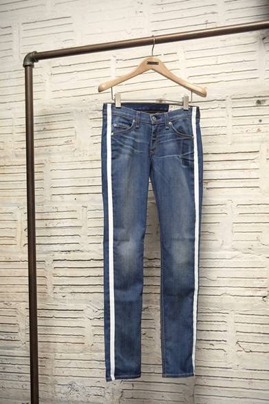 <strong>rag & bone｜ラグ&ボーンのポップアップストアが伊勢丹に登場</strong>　Tuxedo Skinny （Vintage stripe）　2万5200円 (伊勢丹新宿店限定)