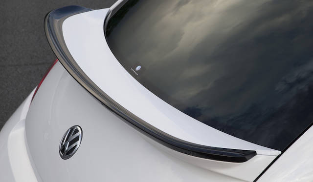 大型リアスポイラーはターボ専用装備