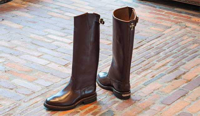 <strong>CHROME HEARTS｜クロムハーツ</strong>　モデル「MORTORCYCLE PATROL」　オーダー参考価格43万9740円（写真はオーダーの一例）　