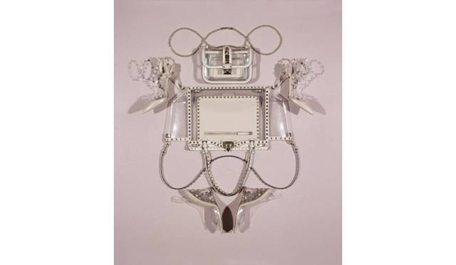 <strong>VALENTINO｜ヴァレンティノ、アクセサリーラインを称える書籍を発表</strong>　シュルテンス&アベネスの作品