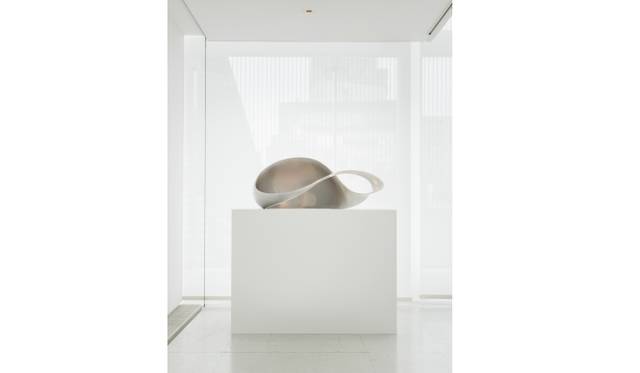 <strong>ART｜エスパス ルイ・ヴィトン東京で森万里子『Infinite Renew』展</strong>　Butterfly, 2013 ©Louis Vuitton / Jérémie Souteyrat Courtesy of Espace Louis Vuitton Tokyo