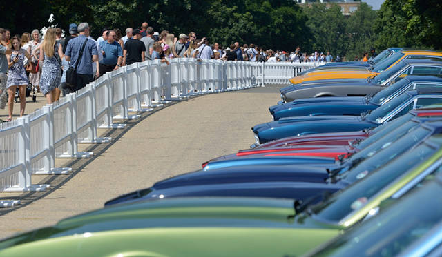 英国内外から合計550台にものぼる車両が一堂に展示。5万人もの来場者を集めた