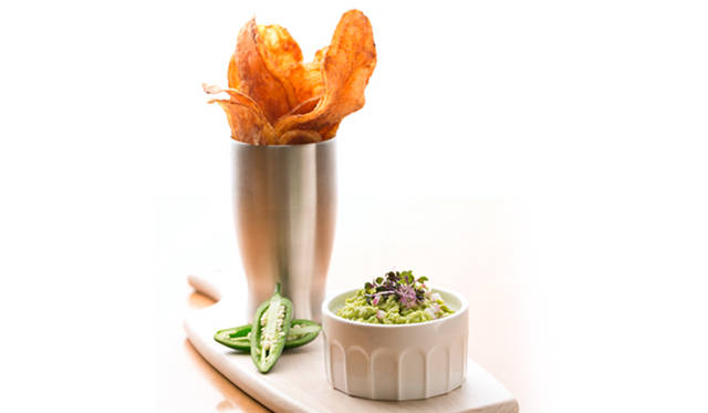 「フレッシュワカモレ＆ハウスメイドチップス」 700円