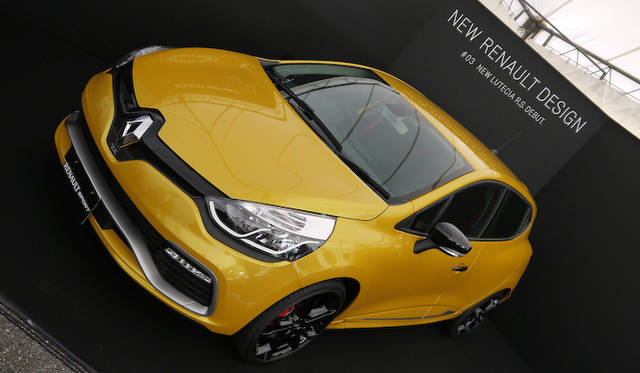 新型ルーテシア ルノー・スポール発表会