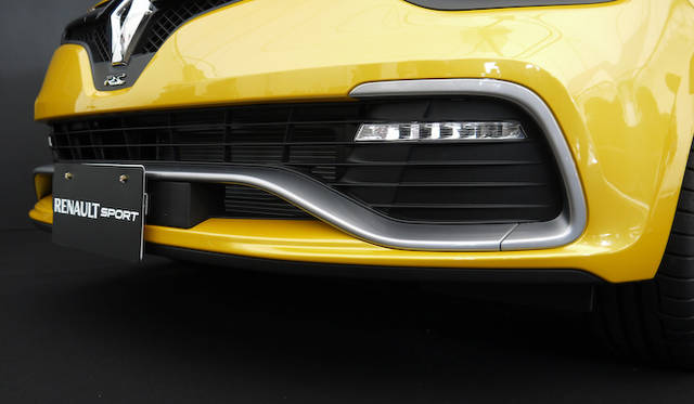 新型ルーテシア ルノー・スポール発表会