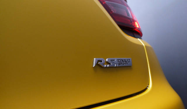 新型ルーテシア ルノー・スポール発表会