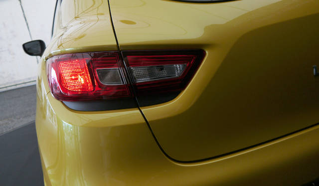 新型ルーテシア ルノー・スポール発表会