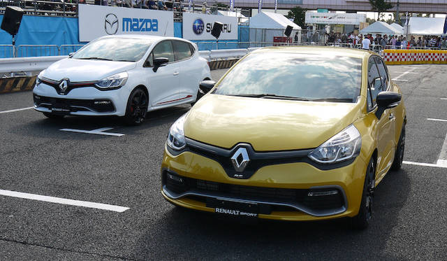 新型ルーテシア ルノー・スポール発表会