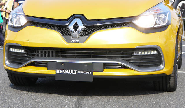 新型ルーテシア ルノー・スポール発表会