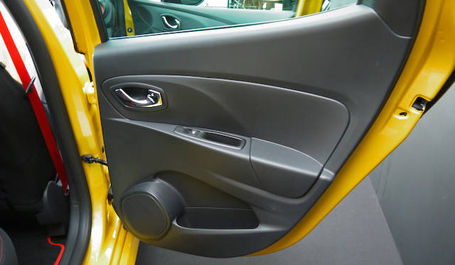 新型ルーテシア ルノー・スポール発表会