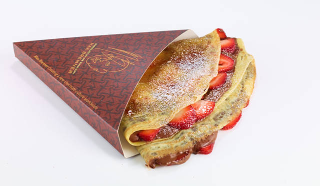 ストロベリーヘーゼルナッツクレープ 1400円