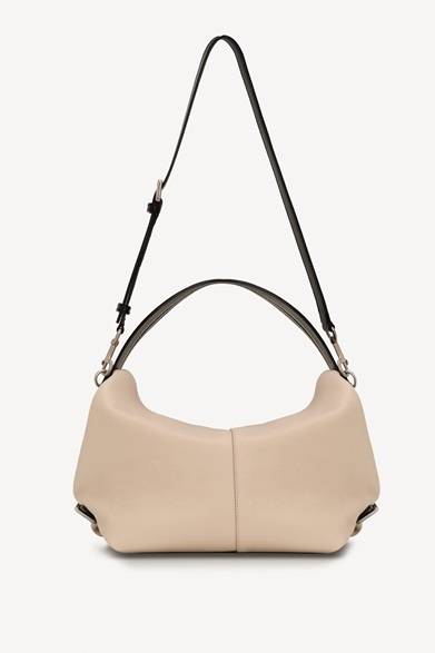 <strong>LOEWE｜2014年春夏新作バッグ発表</strong><br /><br />Pillow Napa (Stone)<br /><br />ロエベカスタマーサービス<br />Tel. 03-6215-6116 