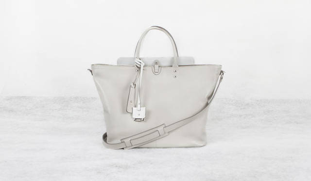 <strong>ithelicy｜イザリシー</strong>　2013-14年秋冬コレクション　Delfina 4万2000円