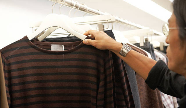 <strong>MARGARET HOWELL｜マーガレット・ハウエル</strong>　一点一点、丁寧に見ていく