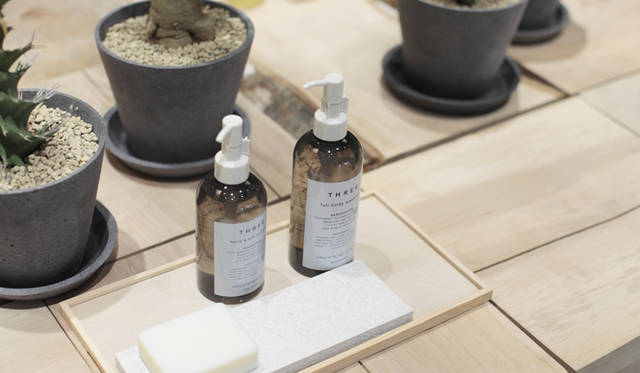 <strong>THREE｜スリー</strong>　ブランド初のスパ、ダイニングを併設する待望の路面店「THREE AOYAMA」