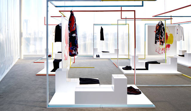 <strong>DIOR HOMME｜ディオール オム</strong>　期間限定で開催されたM/M Parisとのスペシャルインスタレーション　© Nacasa&Partners