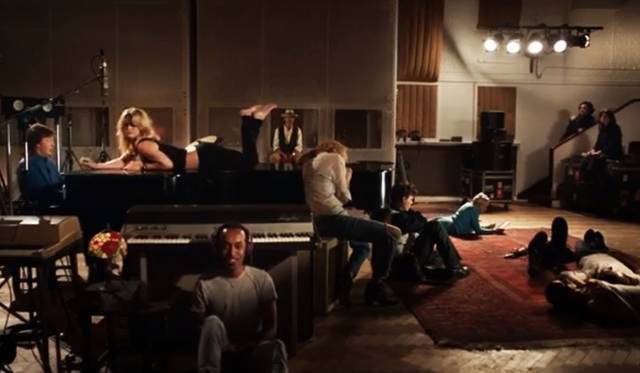 <strong>NEWS｜ケイト・モス、トム・フォード、ジョニー・デップらが出演するポール・マッカートニーの新曲PV「クイーニー・アイ」を公開！</strong>　