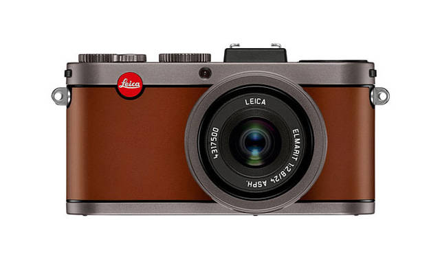 <strong>Leica｜ライカ</strong>　ライカ大丸東京店限定モデル「ライカX2 Tokyo Station Marunouchi Building」　<strong>tanned leather cognac</strong>　※すでに予約済みの場合もあり