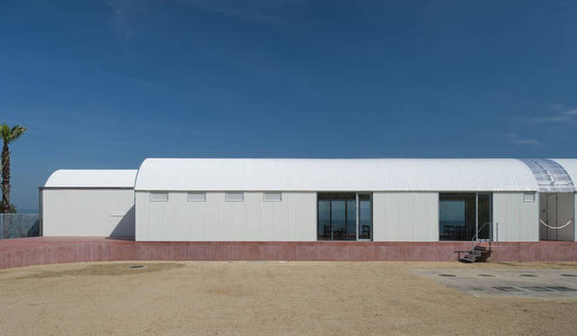 <strong>海のレストラン（2013年／香川県・豊島）</strong>　