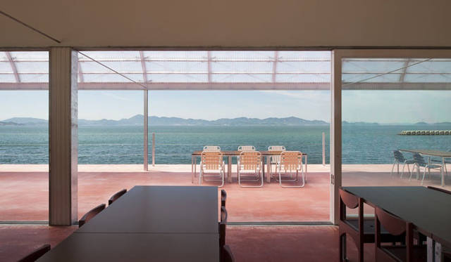 <strong>海のレストラン（2013年／香川県・豊島）</strong>　