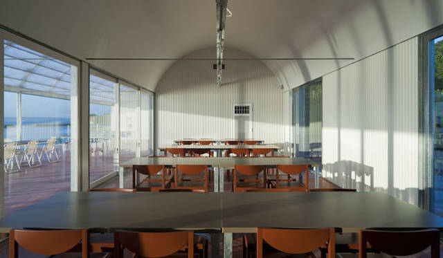 <strong>海のレストラン（2013年／香川県・豊島）</strong>　