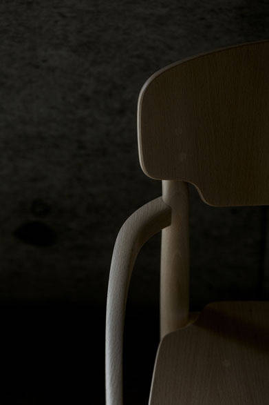 <strong>ACTUS｜アクタス</strong>　深澤直人デザイン新作家具シリーズ「AOYAMA」　