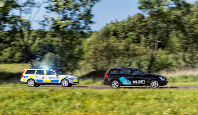 “車車間通信システム”