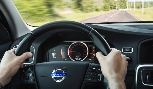 “車車間通信システム”