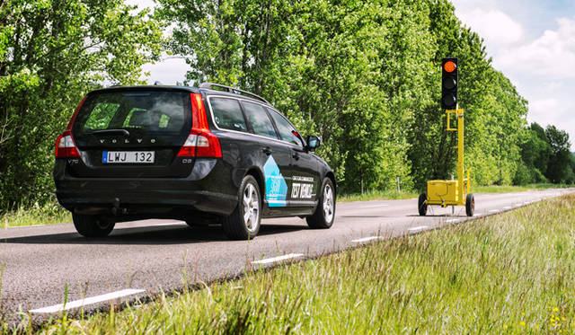 “車車間通信システム”