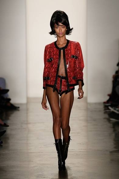 <strong>JEREMY SCOTT